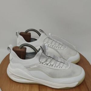 Cloves Aeros Nursing Shoes- Womens- Size 8.5- White- Low Top- Sneakers